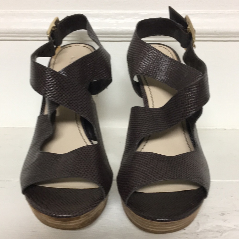 NINE WEST